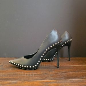 Wild Diva, Black Pump, Size 8